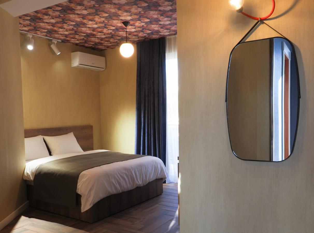 Hotel Banihills Tbilisi Exterior photo